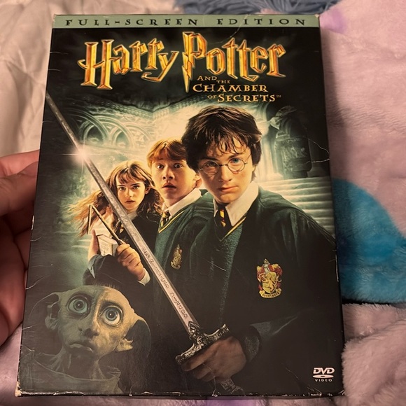 Harry Potter and the Chamber of Secrets DVD Collectors Edition - Picture 1 of 8